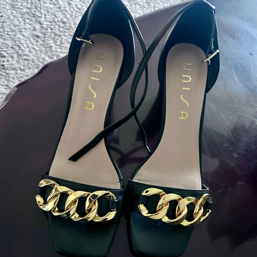 Unisa Elegant Black Heels with Gold Chain Detail